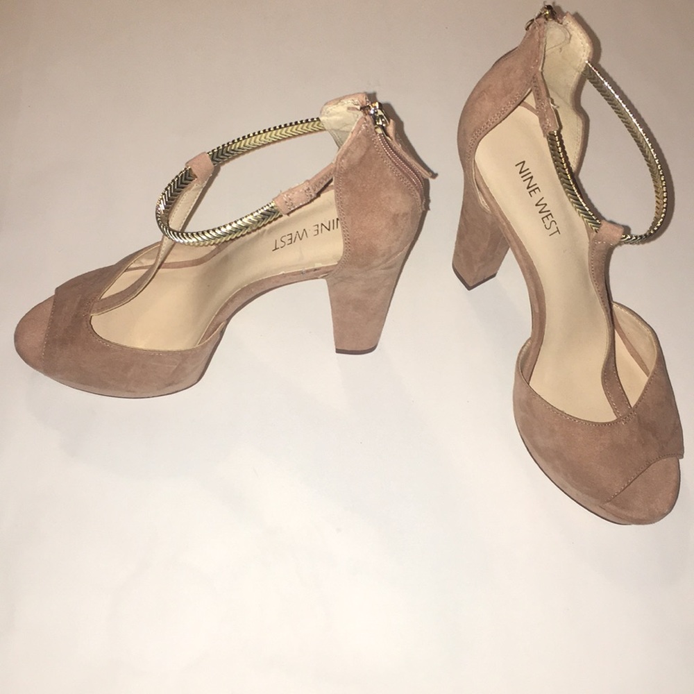 🎉CLOSET CLEAR OUT🎉  Nine West heels